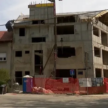 Oporba i struka protiv Bačića: 'Stavlja se tempirana bomba gradovima'