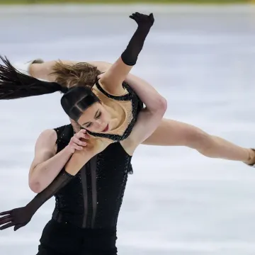 Zlatna pirueta obara s nogu: Atraktivne klizačice su Zagrepčane ostavile bez daha