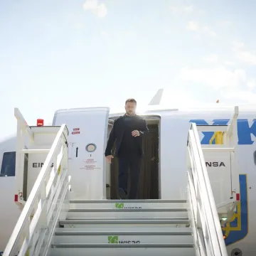 Uzbuna u europskoj zemlji: Dronovi u blizini zračne putanje zrakoplova sa Zelenskim