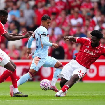 Premijerligaška zvijezda šokirala javnost: ‘Upleten sam u vezu s djevojkom drugog nogometaša'