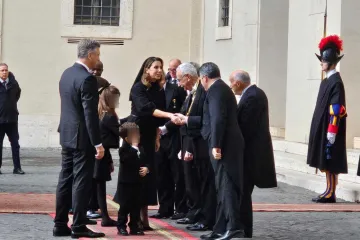 Uvijek dotjerana od glave do pete: Ana Maslać Plenković uoči susreta s Papom oduševila izgledom