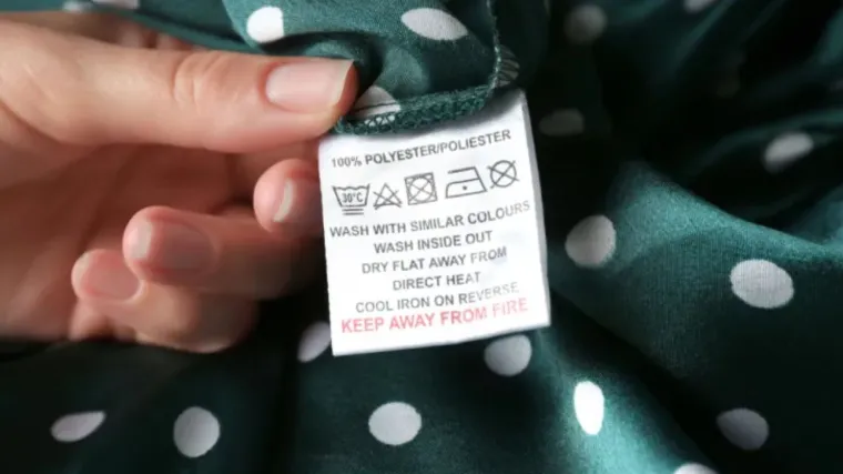 Mnogi ne znaju što znači trokutasti simbol na etiketi odjeće: 'Svaki je važan'