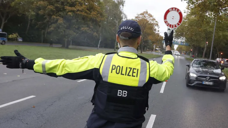 Divljao 190 km/h, ali tek je onda uslijedio šok: Policajci otkrili opasan manevar