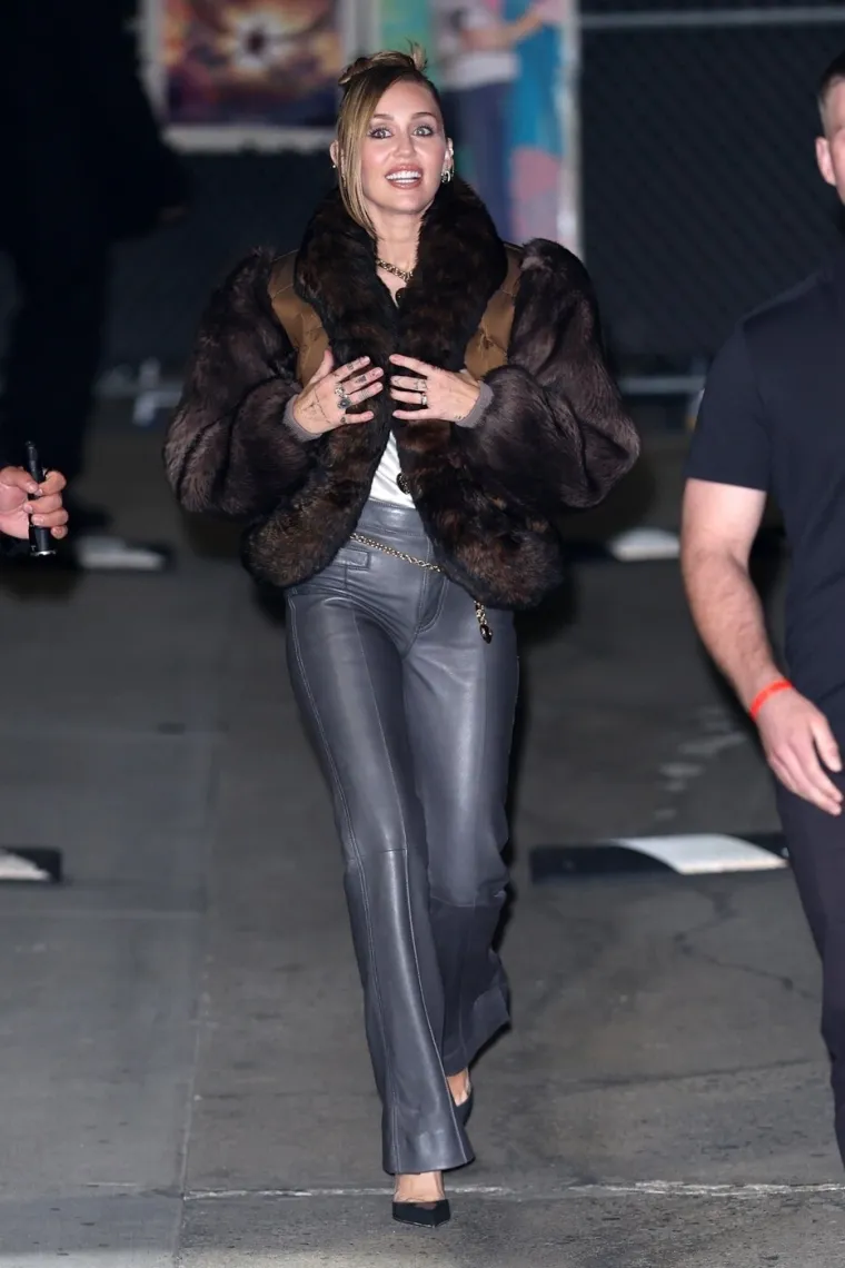 Miley Cyrus u šali otkrila 'pravi' razlog radi kojeg se zaručila: Mogao bi vas iznenaditi