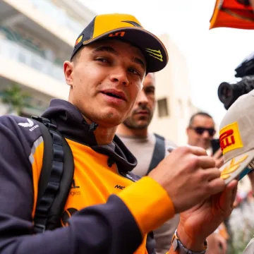 Lando izdominirao, odmah se pojavile prve iskre i potencijalne kontroverze