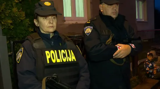 Mještani u šoku nakon stravičnog ubojstva: 'Bila je na podu, iz nje je iscurila lokva krvi'