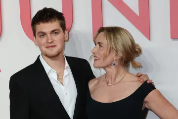 Kate Winslet pokazala sina na crvenom tepihu u Londonu: Majka nije skrivala ponos...