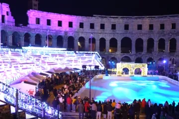 Pulska Arena postala veliko klizalište: 'Lokacija je zaista posebna'