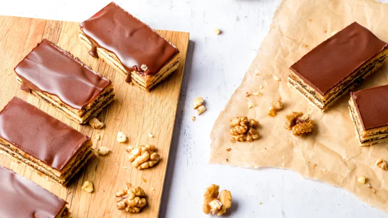 Brza mađarica koja će vas odu&scaron;eviti: Recepti za omiljeni kolač bez muke