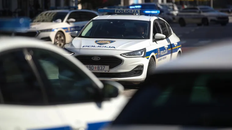 Vozač (80) na autocesti napuhao 2 promila, u Požegi rekorder vozio sa skoro 3 promila