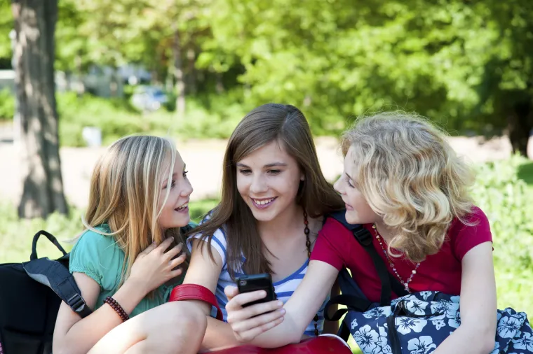 Preuranjeni pubertet sve je češći, naročito kod djevojčica: Za sve je kriva pandemija?