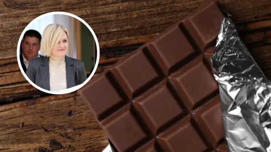 'Čokogate' u Rijeci dobio epilog: Pala odluka o zaposleniku koji je sa stola gradonačelnice uzeo čokoladu