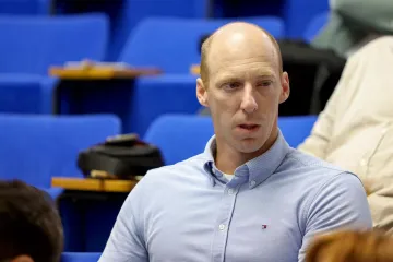 Pušten muškarac koji je pijan napao SDP-ovca. Nazvao ga 'komunjarom i smardom četničkim'