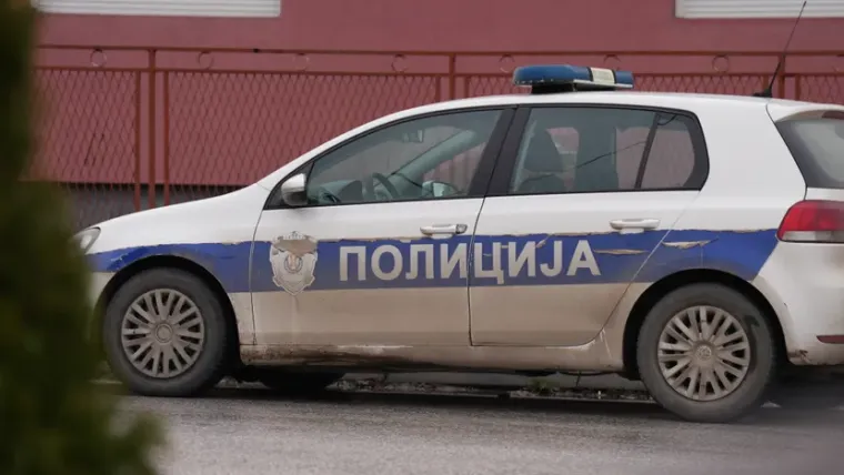 U kući pronašli tijela oca, majke i sina? Susjedi šokirani tragedijom. 'Sumnja se na trostruko ubojstvo'