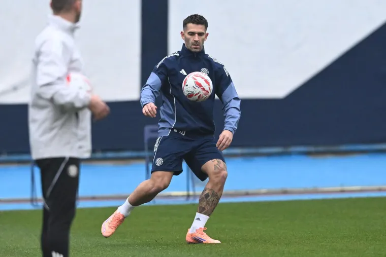 Visoke tenzije na Maksimiru: VAR spasio Hajduk, Dinamu poništen gol za vodstvo