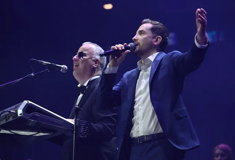 Potpuno neočekivani gosti na sinoćnjem koncertu Saše Matića: Jakov Jozinović i Mirza Selimović