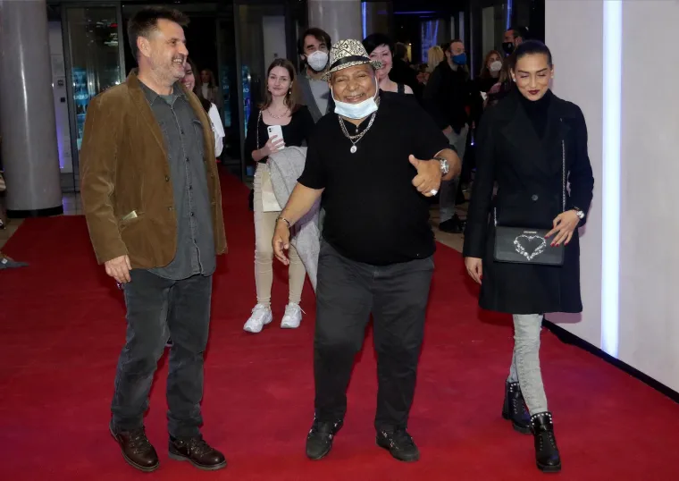 Tijelo joj bacili u uvalu i pokrili granjem: Od ove tragedije se Džej nikad nije oporavio