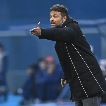 Garcia šokiran situacijom na žestokom maksimirskom derbiju: 'Nikada to u životu nisam vidio'