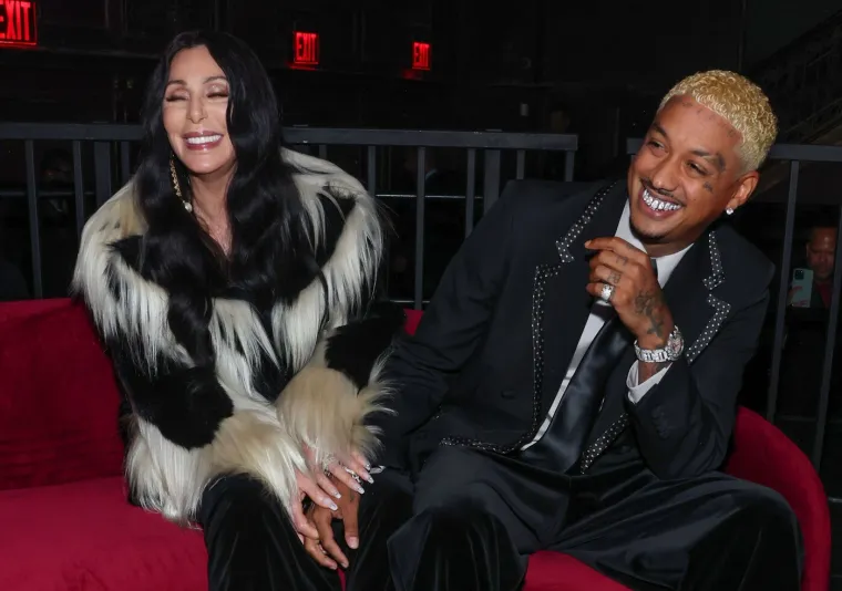 Ljubav cvjeta kod Cher: 79-godišnja zvijezda ide pred oltar s 40 godina mlađim partnerom?