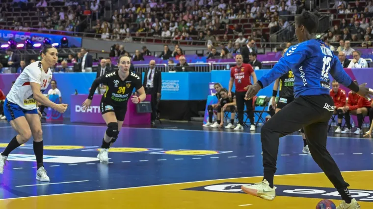 U velikoj pobjedi Crne Gore nad Srbijom, junakinja utakmice bila je golmanica rođena u Obali Bjelokosti