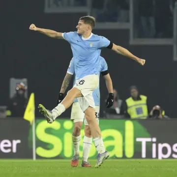 Navijači ga zvali da oživi karijeru u Hajduku, a sada igra nogomet karijere i dobiva novi ugovor