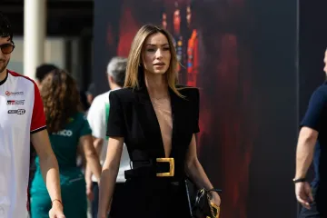 Brojni poznati stigli su na F1 spektakl! Pažnju krale zanosne djevojke glavnih zvijezdi