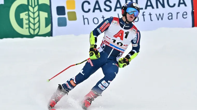 Filip Zubčić vrlo ljutit nakon ulaska u cilj, ostao je bez druge vožnje