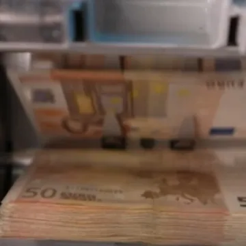 Andrija Mikulić će u narednih godinu dana primiti skoro 40 tisuća eura iz državne blagajne