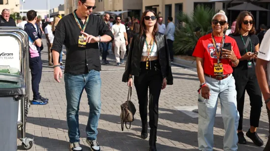 Jedna od najljepših glumica današnjice zalutala u garažu: Evo kako ju je Hamilton 'provozao'