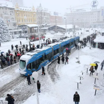 Dan kada je snijeg zatrpao Zagreb: Cijeli grad je stalo, ovako je 2012. izgledala metropola