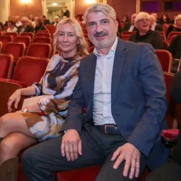 Tko je supruga Nike Tokića Kartela? Samozatajna Nevia prije se zvala potpuno drugačije