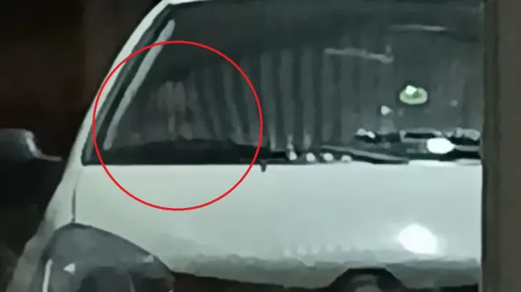 Ugledao duha u autu?! Kažu da je ovo najstra&scaron;niji video godine, mnogi u komentarima molili Oče na&scaron;