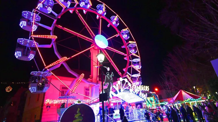 Zapeli na panoramskom kotaču, djeca su vrištala: 'Okretali su nas ručno, mic po mic!"