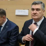 Milanović na svečanoj sjednici u Novoj Gradiški: Očekuju se izjave za medije
