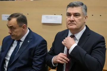 Milanović na svečanoj sjednici u Novoj Gradiški: Očekuju se izjave za medije
