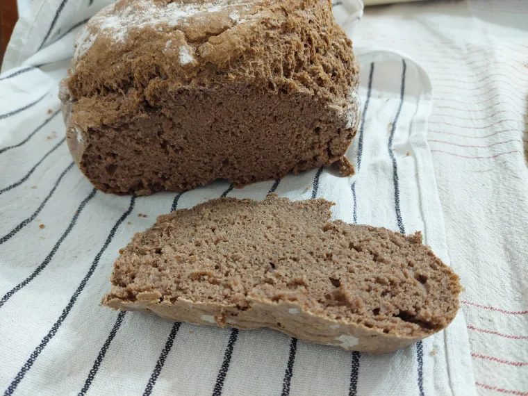 Kako ispeći savršeni kruh? Pšenični, crni, heljdin, sa sjemenkama iz ladice recepata naših starih!