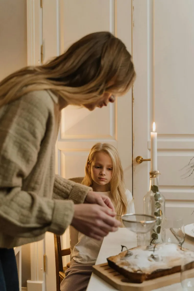 Olakšajte sebi blagdane: Žene, ne trebate same držati cijeli Božić na svojim leđima!