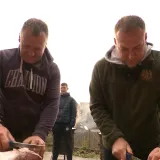 Slavonci rade punom parom, ministar toči čvarke, ali upozorenje stiže: Virus i dalje vreba