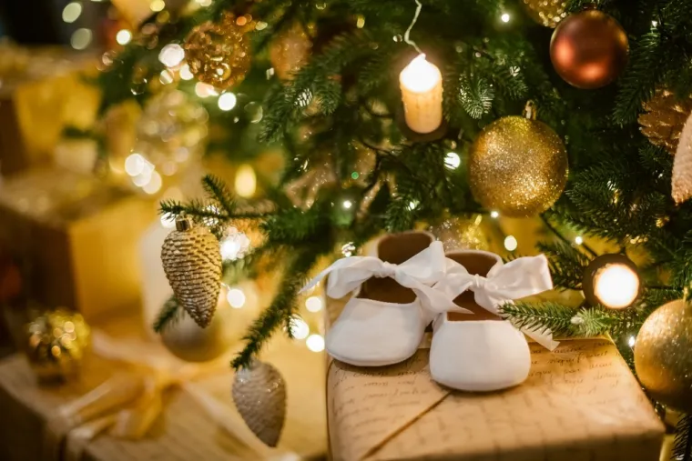 Ove stvari nipo&scaron;to nemojte darivati nekome za Božić: Navodno donose nesreću i suze