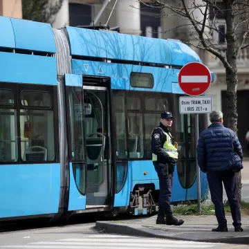 Nesreća u Zagrebu: Ženu udario ZET-ov tramvaj, nastao veliki zastoj kod Autobusnog kolodvora