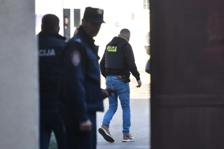 Ubojica iz Međimurja stigao u Hrvatsku, dovezli su ga u zatvor. Uskoro će dopremiti i oružje iz Slovenije