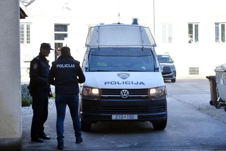Ubojica iz Međimurja stigao u Hrvatsku, dovezli su ga u zatvor. Uskoro će dopremiti i oružje iz Slovenije