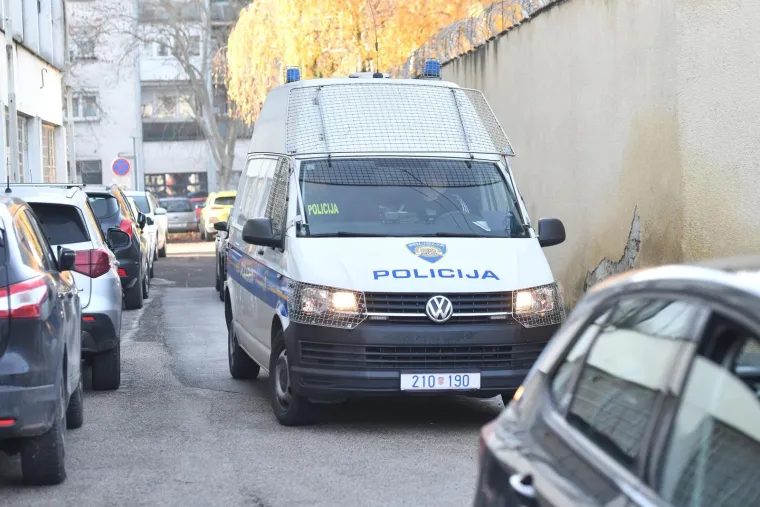 Ubojica iz Međimurja stigao u Hrvatsku, dovezli su ga u zatvor. Uskoro će dopremiti i oružje iz Slovenije