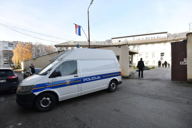 Ubojica iz Međimurja stigao u Hrvatsku, dovezli su ga u zatvor. Uskoro će dopremiti i oružje iz Slovenije
