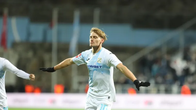 Bomba iz Engleske! Vodeći klub Premier lige želi Tonija Fruka