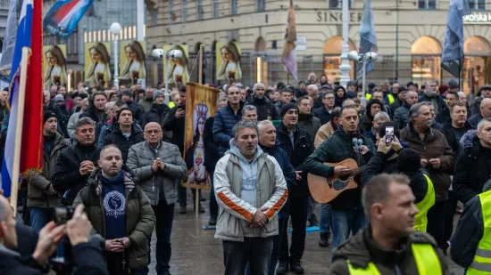 Peticiju protiv molitelja potpisalo više od 40.000 ljudi! Sarnavka za Direkt: 'Očito sam pogodila trenutak'