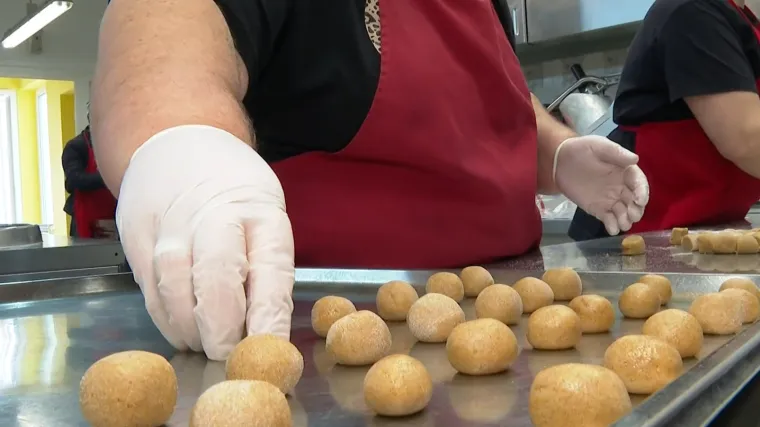 Tko ove medenjake s ovako lijepom, humanom pričom ne bi poželio dobiti ovog Božića?