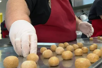 Tko ove medenjake s ovako lijepom, humanom pričom ne bi poželio dobiti ovog Božića?