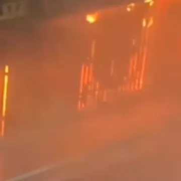 Stravičan požar stambene zgrade: Poginulo 12 ljudi, prizor užasava