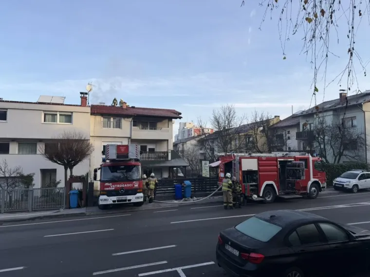 Gori Dom za starije u Karlovcu: Požar iz dimnjaka brzo se proširio